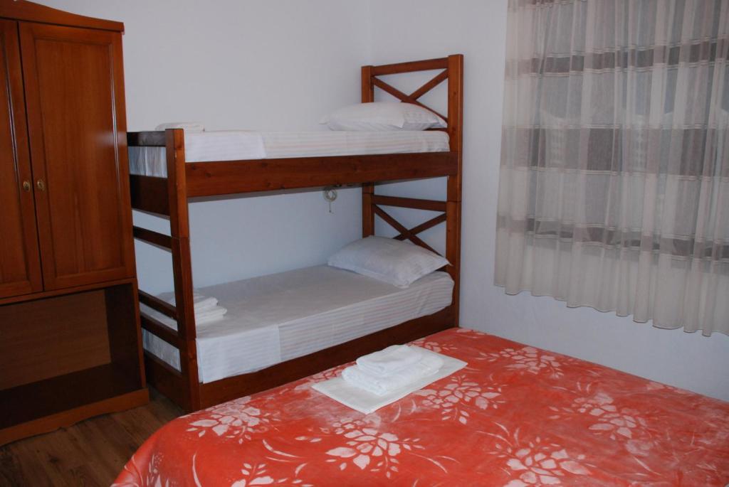 Postel nebo postele na pokoji v ubytování bed & breakfast Local Living Edi