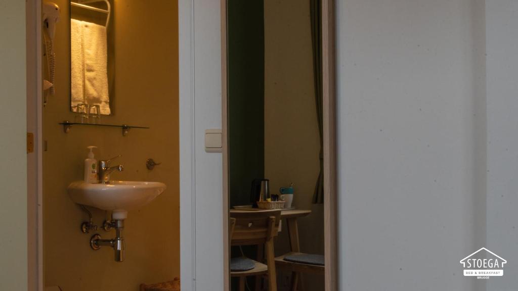 Koupelna v ubytování B&B Stoega
