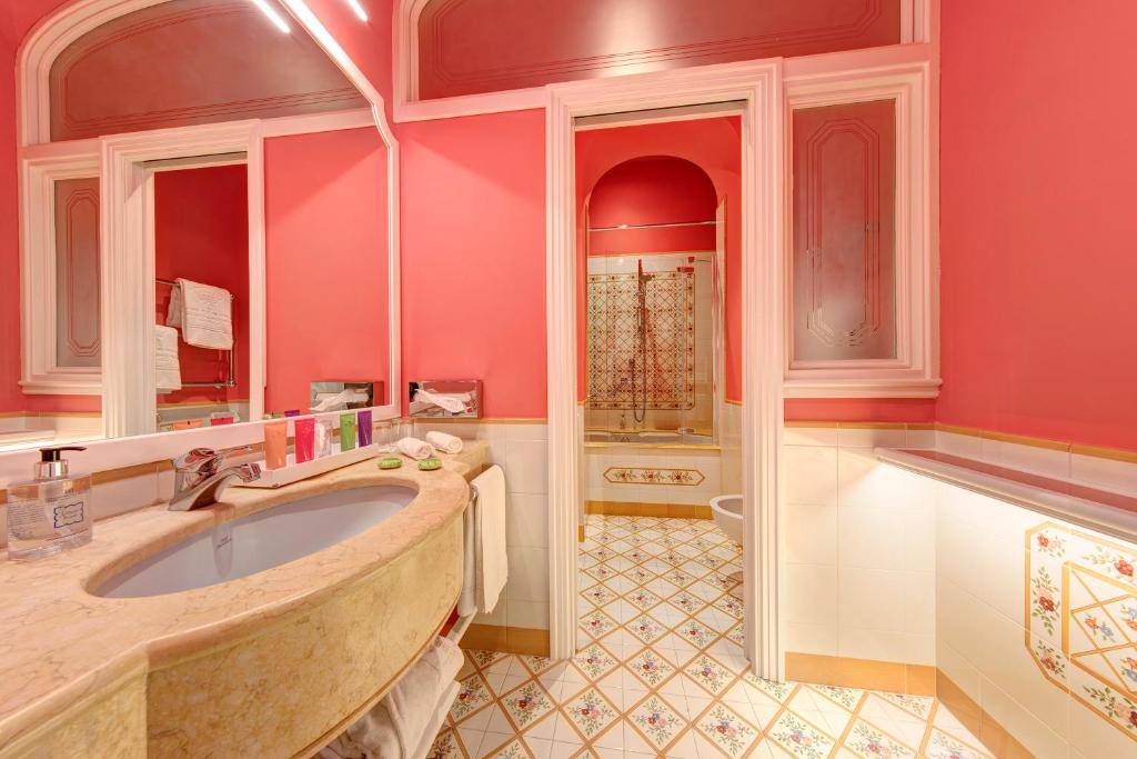 Grand Hotel Royal - 14