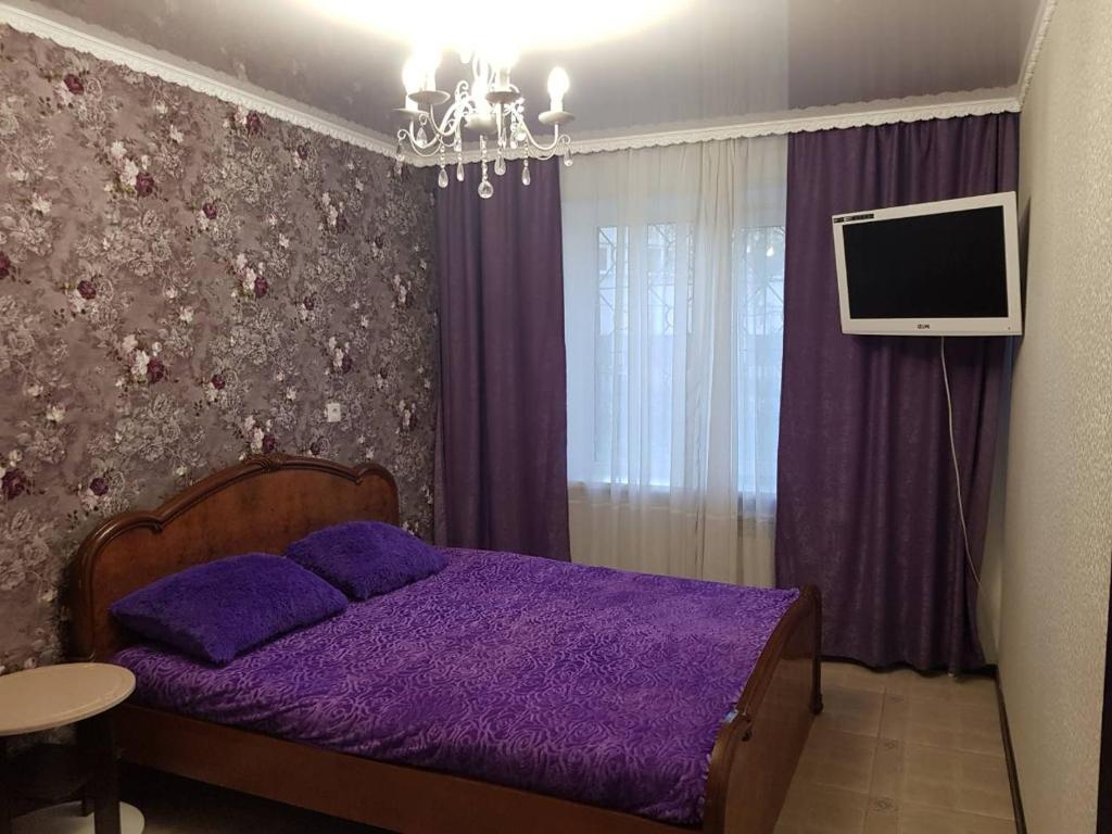 квартира на новокузнецкой. октябрьский 37/2. черноморская 12 новокузнецк. квартиры в новокузнецке. город новокузнецк суточная квартира.