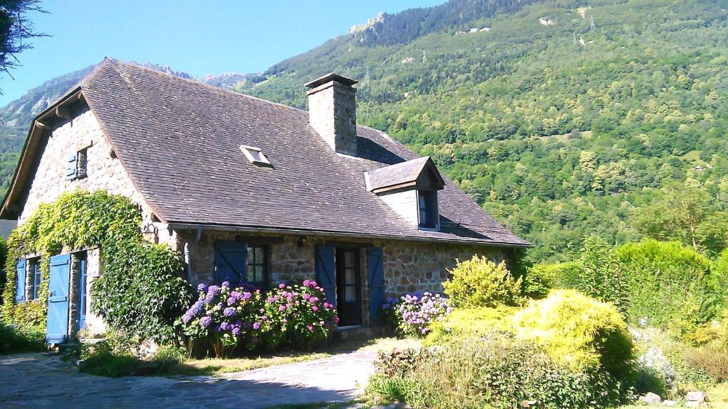 Maison La Luzienne - Lou Astiou, Luz-Saint-Sauveur – Updated 2023 Prices