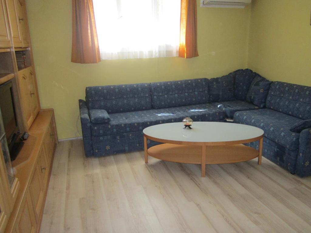 Zdjęcie z galerii obiektu Fülemüle Apartman w mieście Keszthely