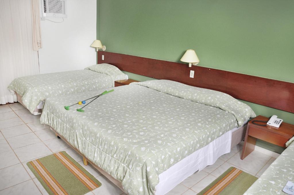  Hotel Península