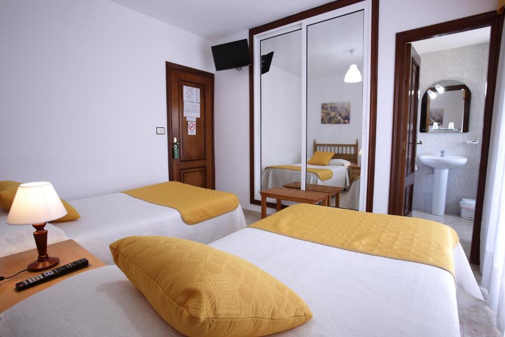 Hostal San Roque - Habitación Doble Con Terraza