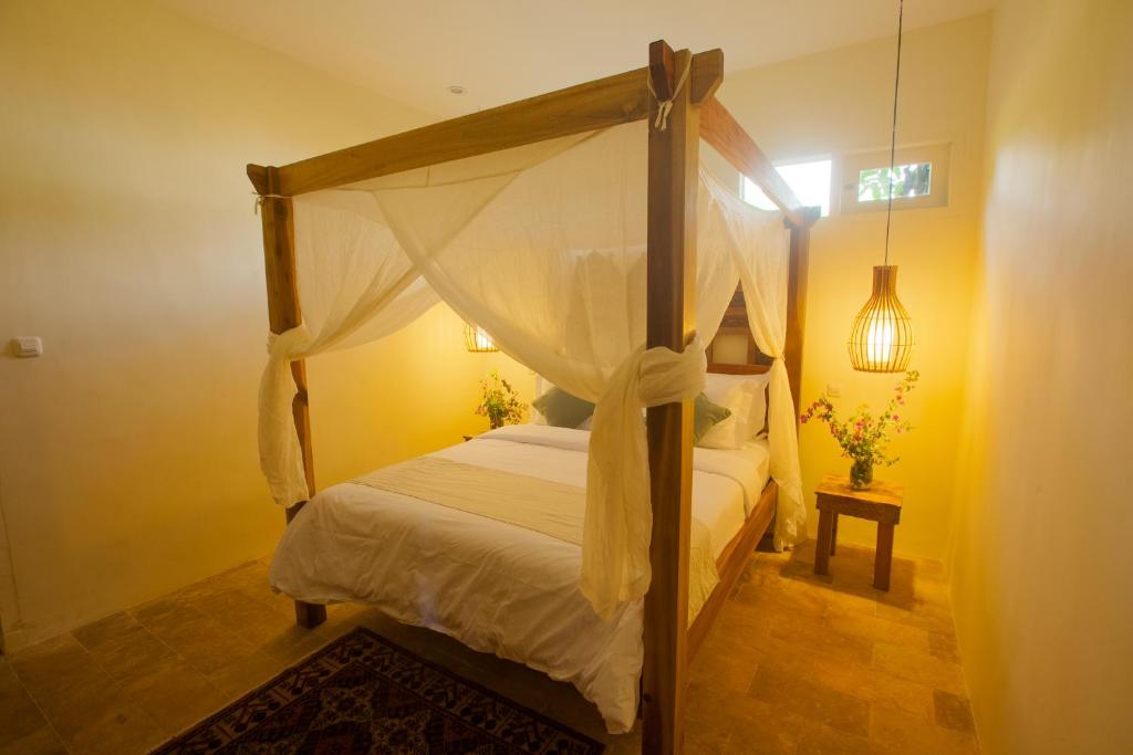 Flowers & Fire Yoga Garden - 14