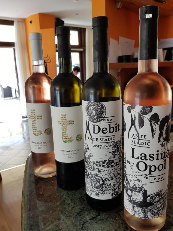 Nápoje v ubytování Hotel Jadran Šibenik