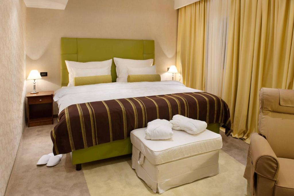 Cama ou camas em um quarto em Hotel Dubrovnik