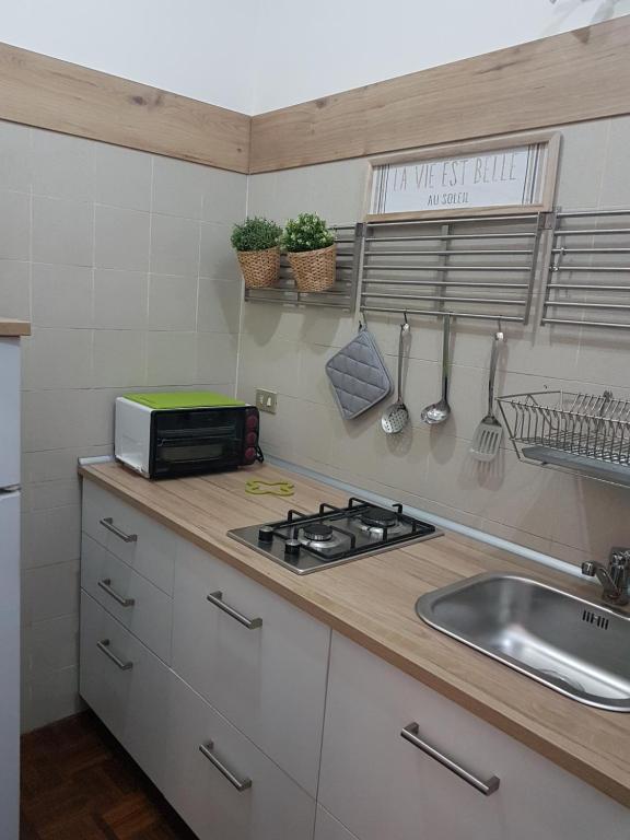 La casa di carta in piazza stesicoro - 18