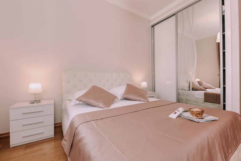 City Apartments - 11