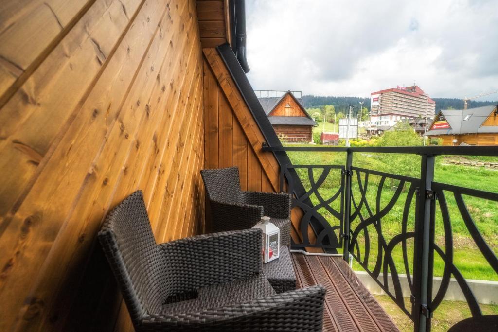 Balkón alebo terasa v ubytovaní Polana Szymoszkowa Ski Resort - My Dream Apartment