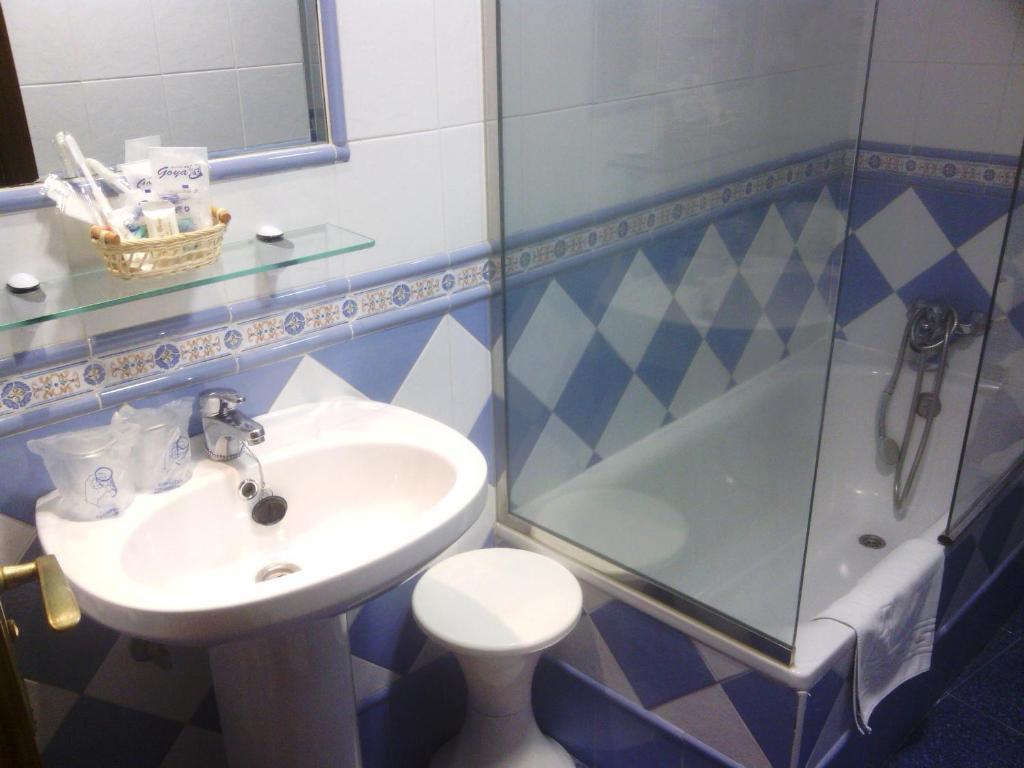 Hotel Goya - Resim 27