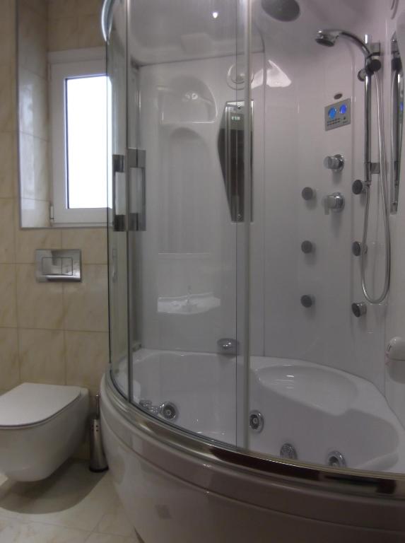 Koupelna v ubytování Mariana Hotel