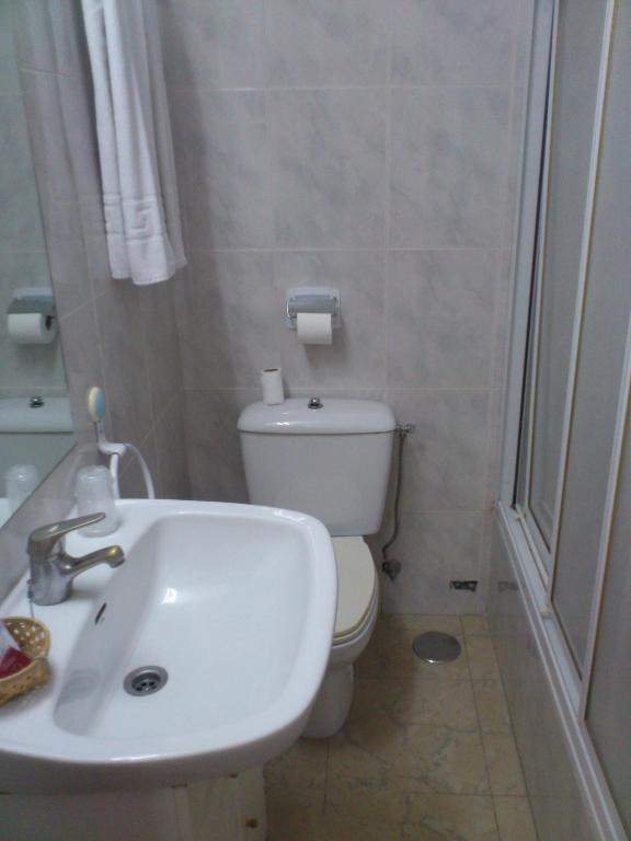 Un baño de Posada Tintes