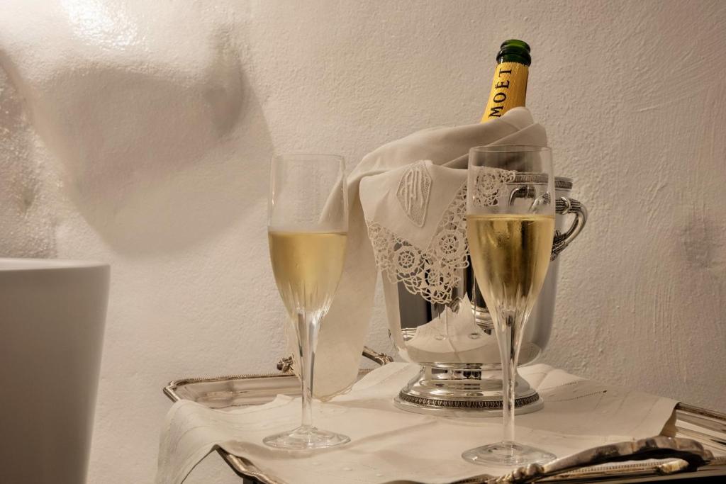 Nápoje v ubytování Abelis Canava Luxury Suites