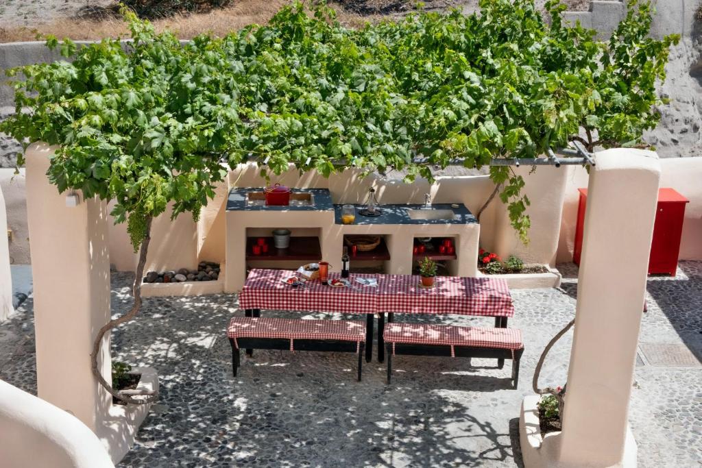 Patio nebo venkovní prostory v ubytování Abelis Canava Luxury Suites