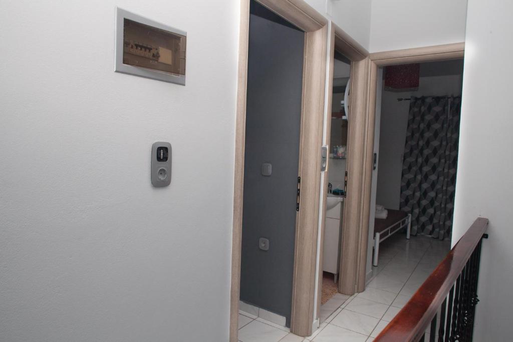 Zdjęcie z galerii obiektu Villa NOTOS w mieście Makry Gialos
