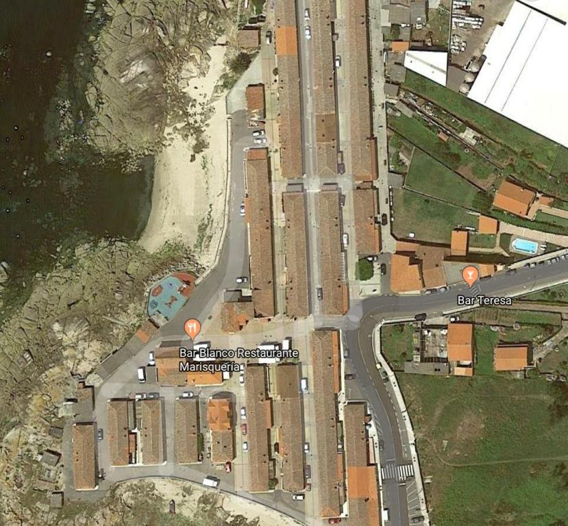 Pohľad z vtáčej perspektívy na ubytovanie Oasis de Playa O Grove