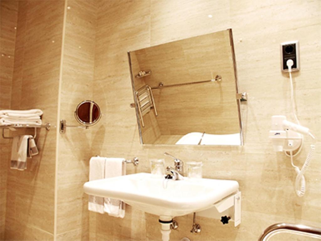 Hotel San Juan de los Reyes - 19