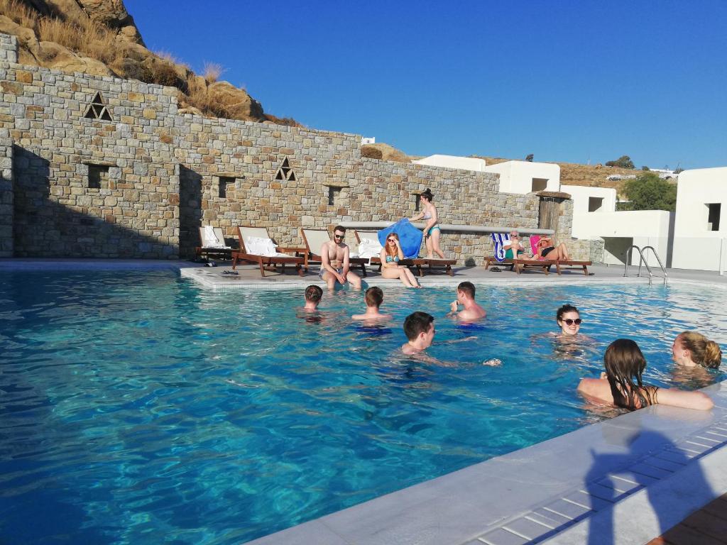 The swimming pool at or close to Pelagos Studios