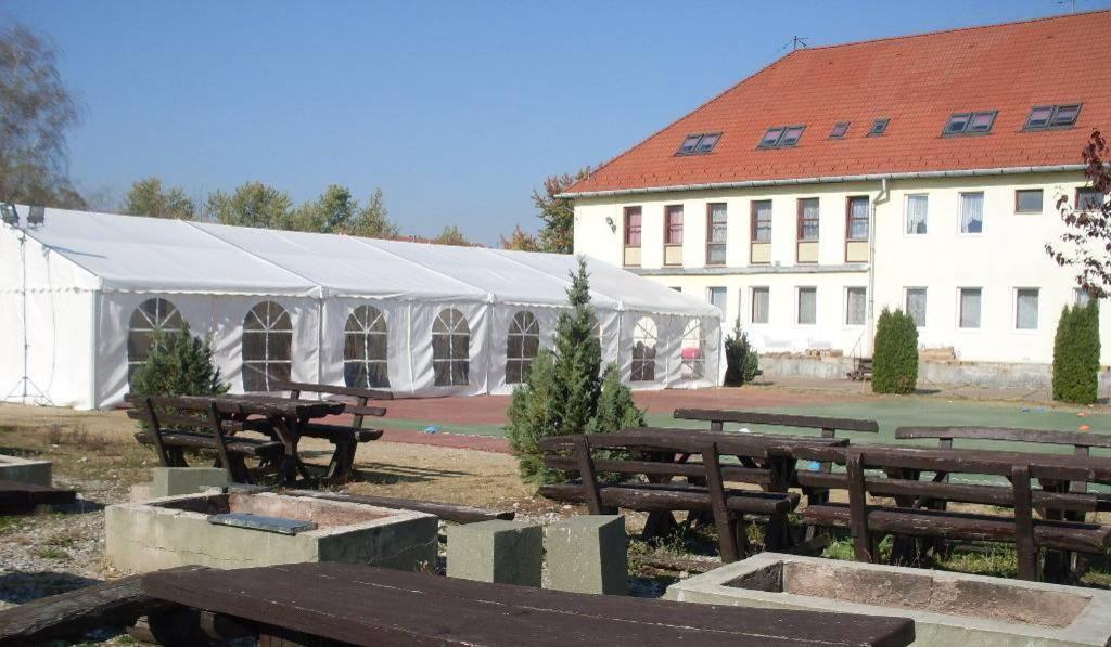 Budova, kde se hostel nachází
