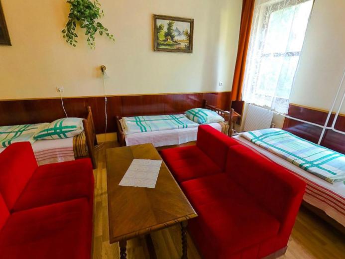 Postel nebo postele na pokoji v ubytování Botax Motel