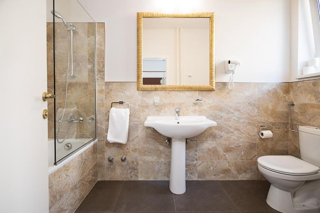 Kupatilo u objektu Hotel Majestic