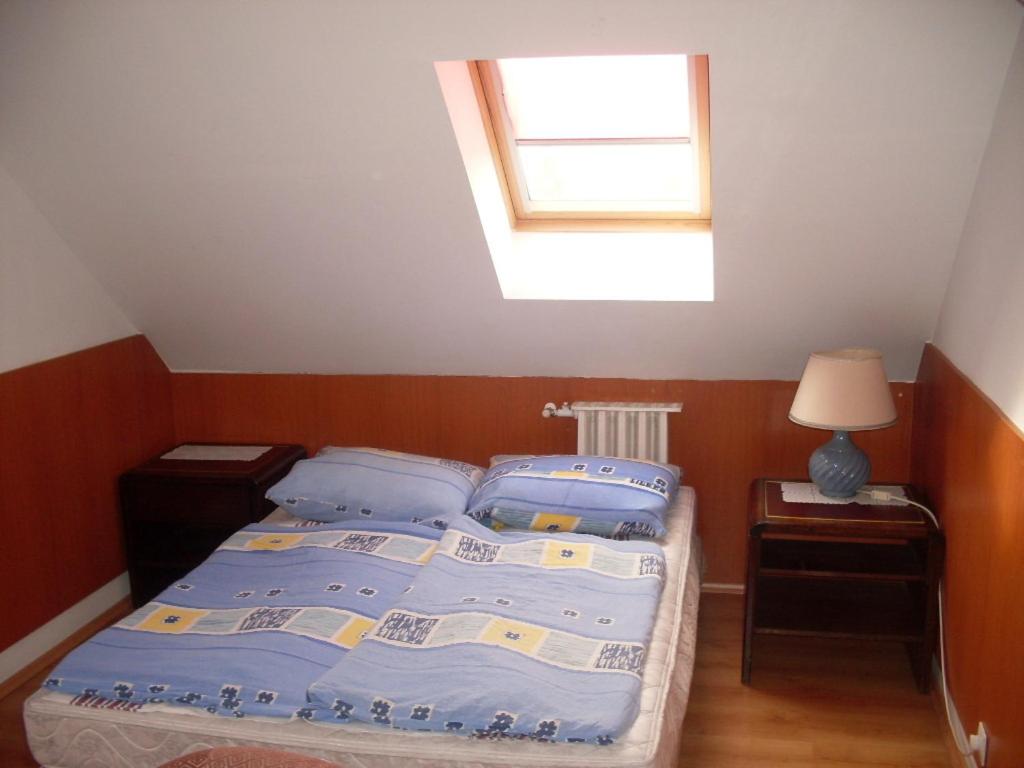Postel nebo postele na pokoji v ubytování Botax Motel