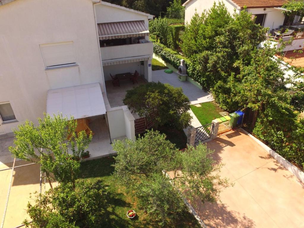 Vonkajšia záhrada v ubytovaní Apartment Mar