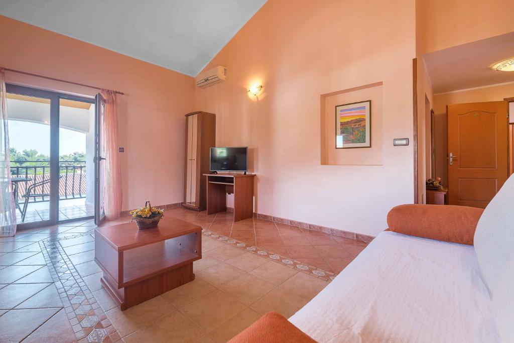 Apartments Villa Tre Marie - 13