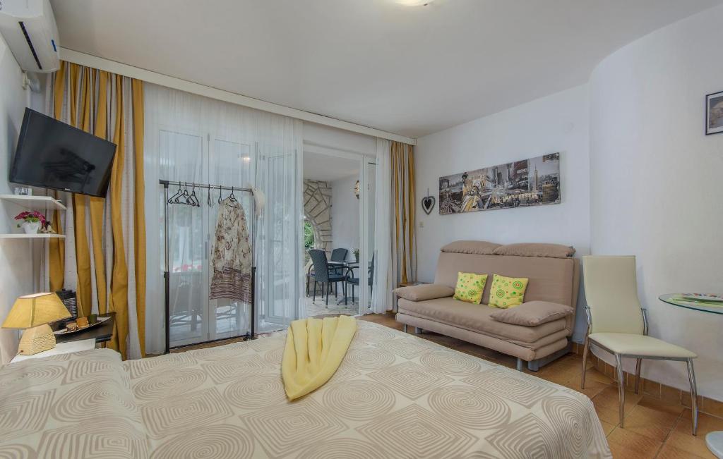TV a/nebo společenská místnost v ubytování Apartments Ana - Rovinj