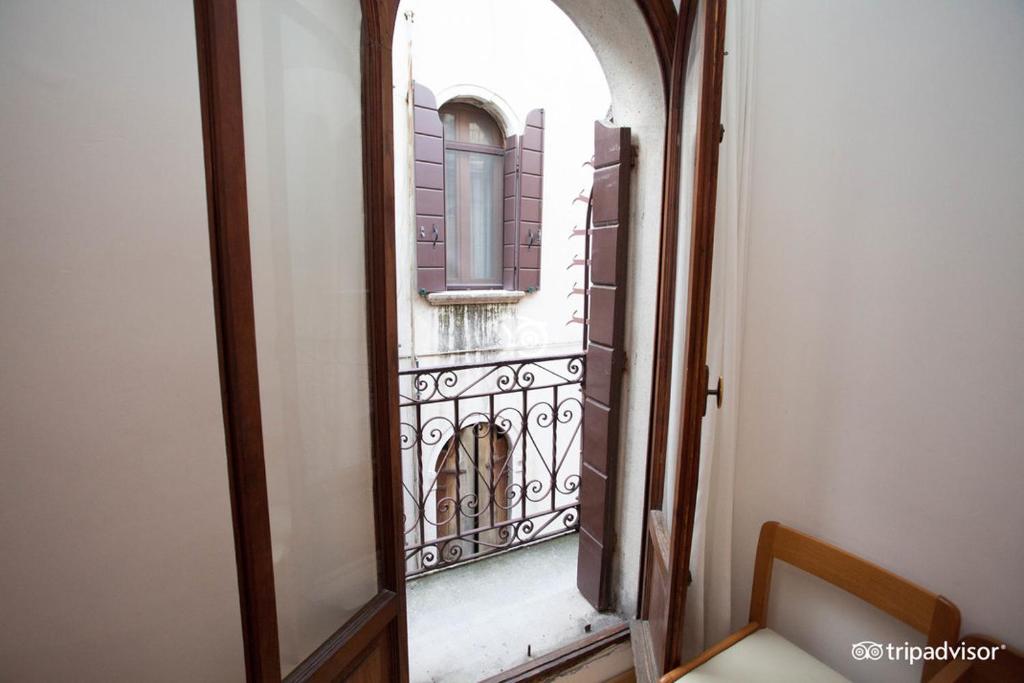 Balkón nebo terasa v ubytování Hotel Caprera