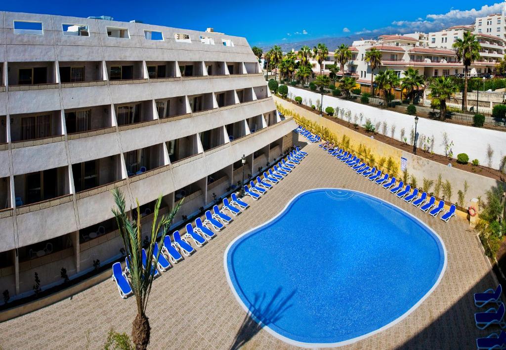 Apartamentos Pirámides, Playa de las Americas, Spain - Booking.com