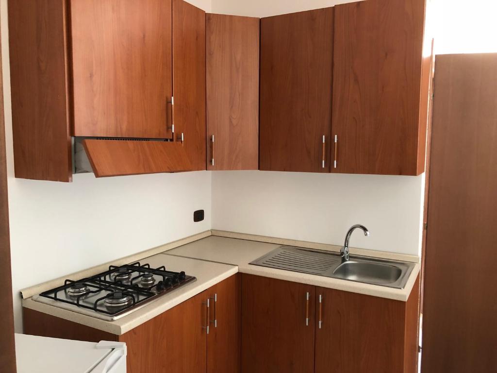 Kuchyň nebo kuchyňský kout v ubytování Casa Vacanze Alcantara
