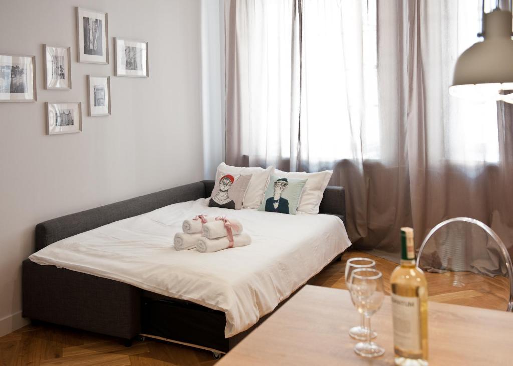 Posteľ alebo postele v izbe v ubytovaní Red Brick Old Town Apartment