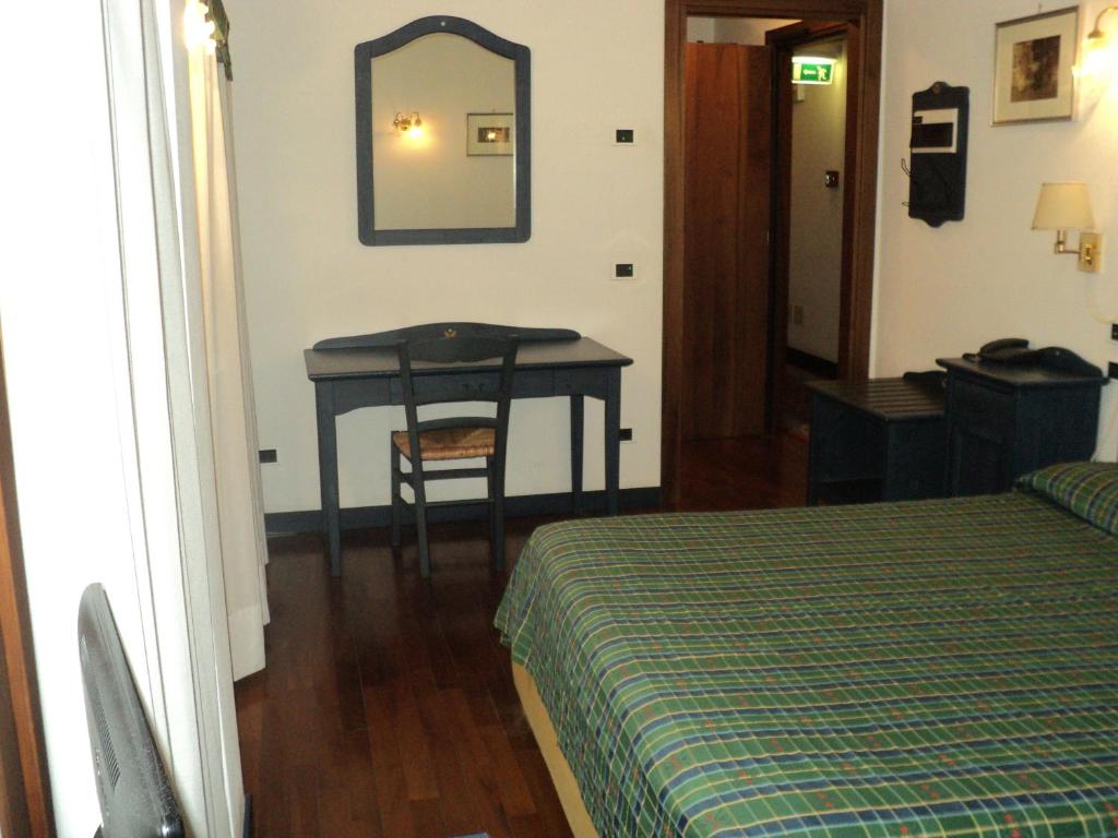 Albergo La Bersagliera - Quarto Duplo