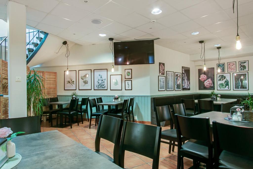 First Hotel Brommaplan - Resim 25