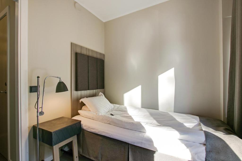 First Hotel Brommaplan - Resim 44