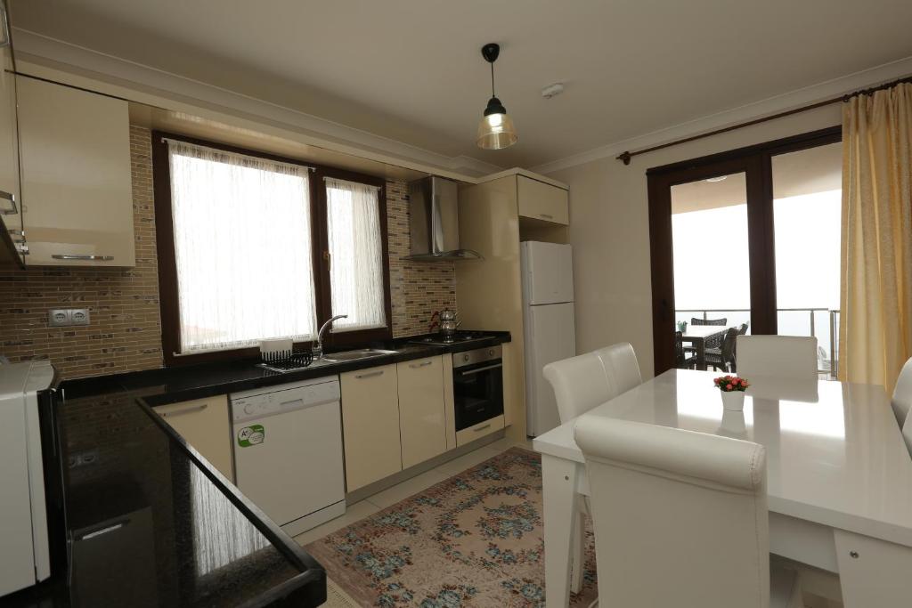 North Pearl Residence - 19