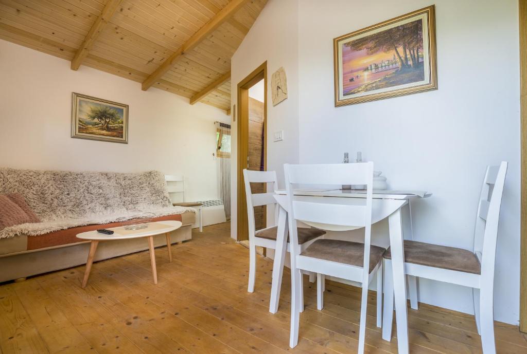 Posedenie v ubytovaní Eco Holiday Home Lavanda