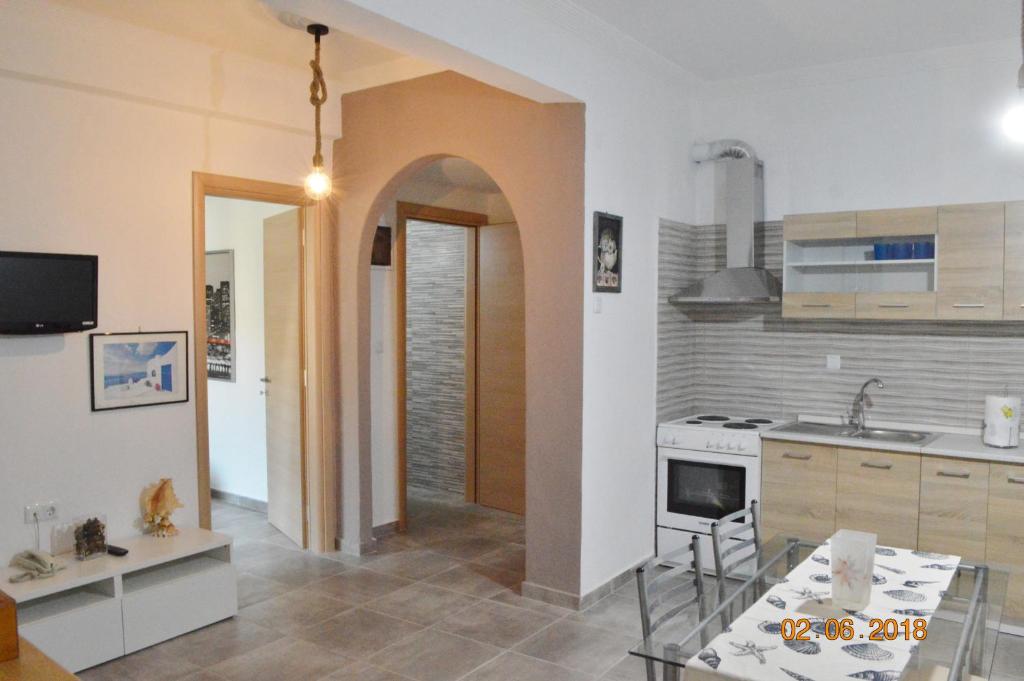 Kuchyňa alebo kuchynka v ubytovaní Sofis House