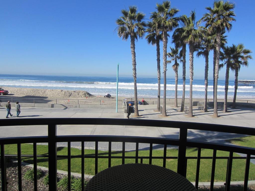 Ocean Park Inn photo