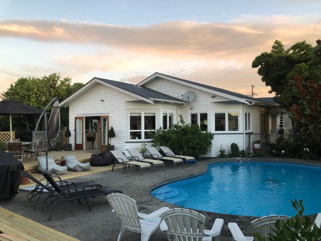 Beautiful Bungalow CBD - Resim 23