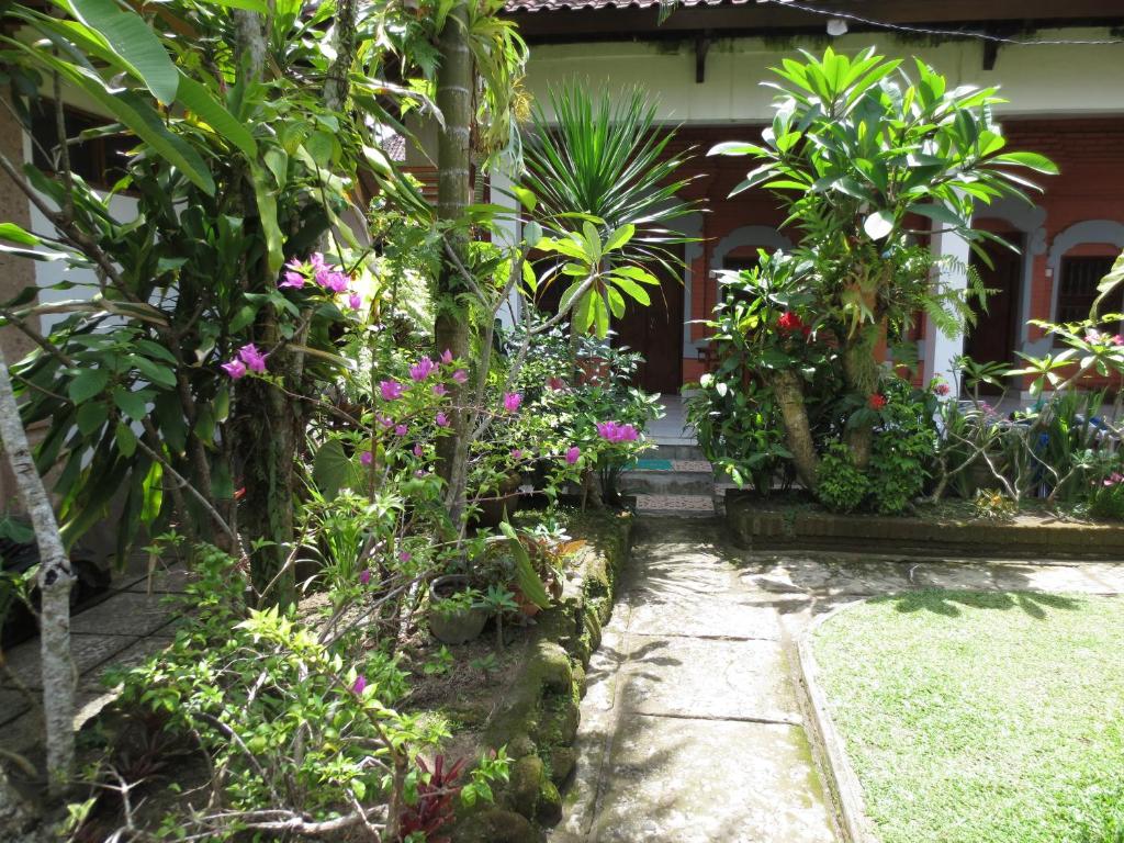 Gallery image of Dani Home Stay in Ubud