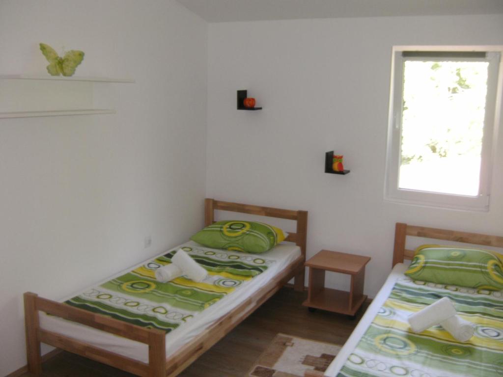 A&A - Twin Room With Shared Bathroom