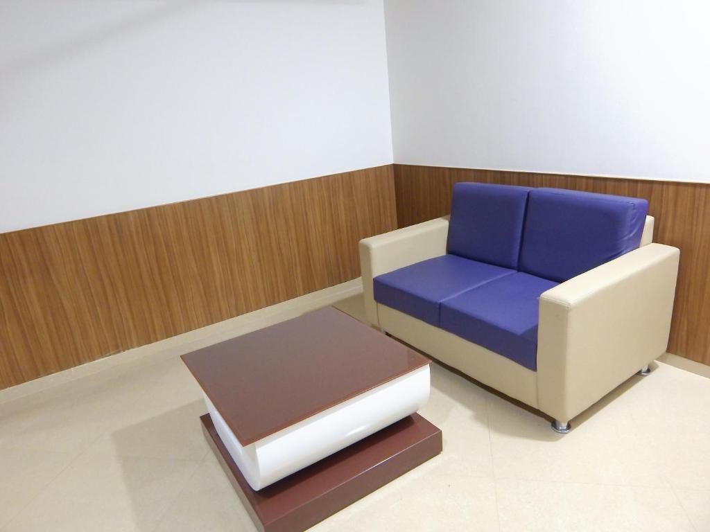 Posezení v ubytování Hotel Aadhi