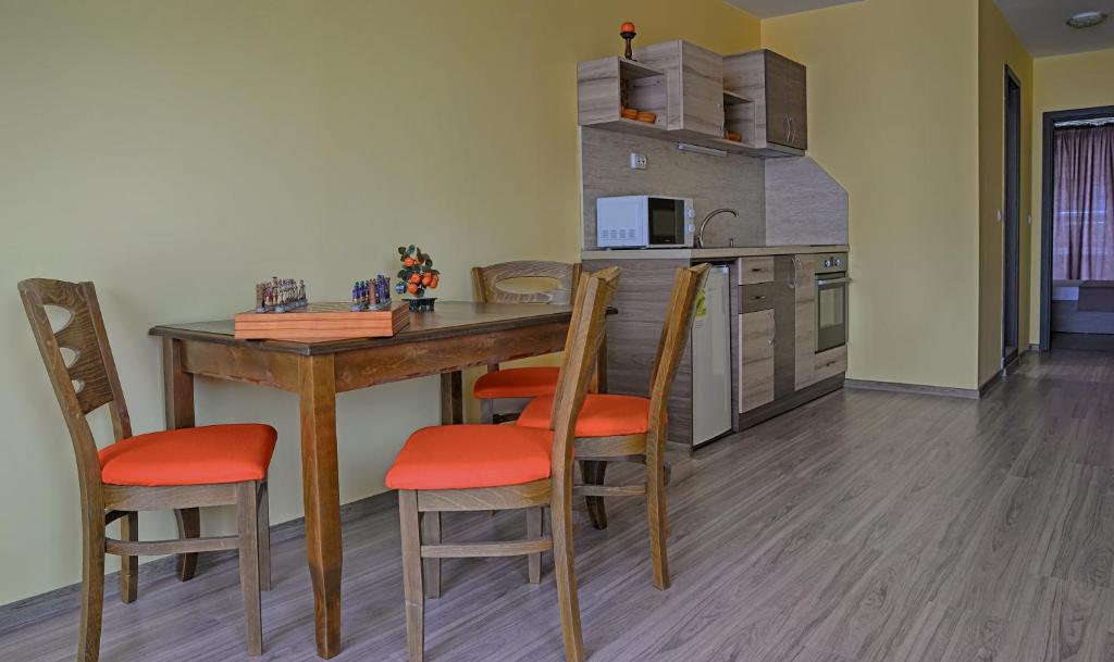 Kuchyň nebo kuchyňský kout v ubytování Visito Aparthouse