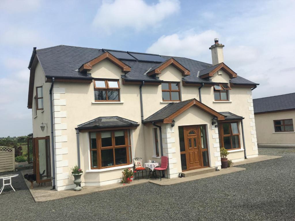 Tobernaglough pet friendly country guest house b&b