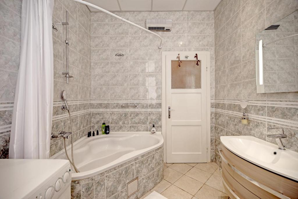 The Beachfront Dubrovnik Old Town - 7