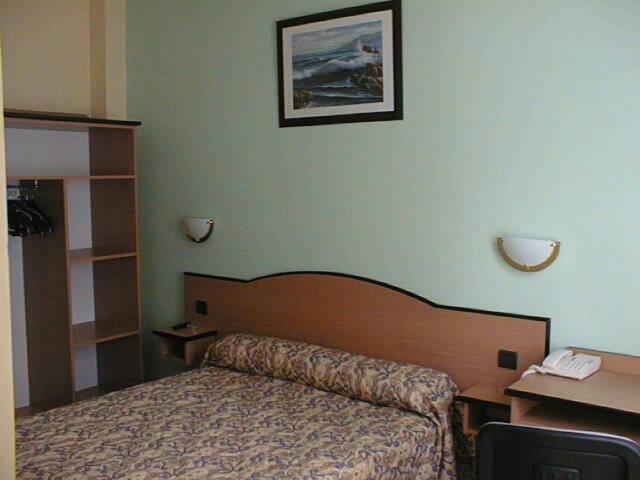 Hotel Ferney République - Resim 19