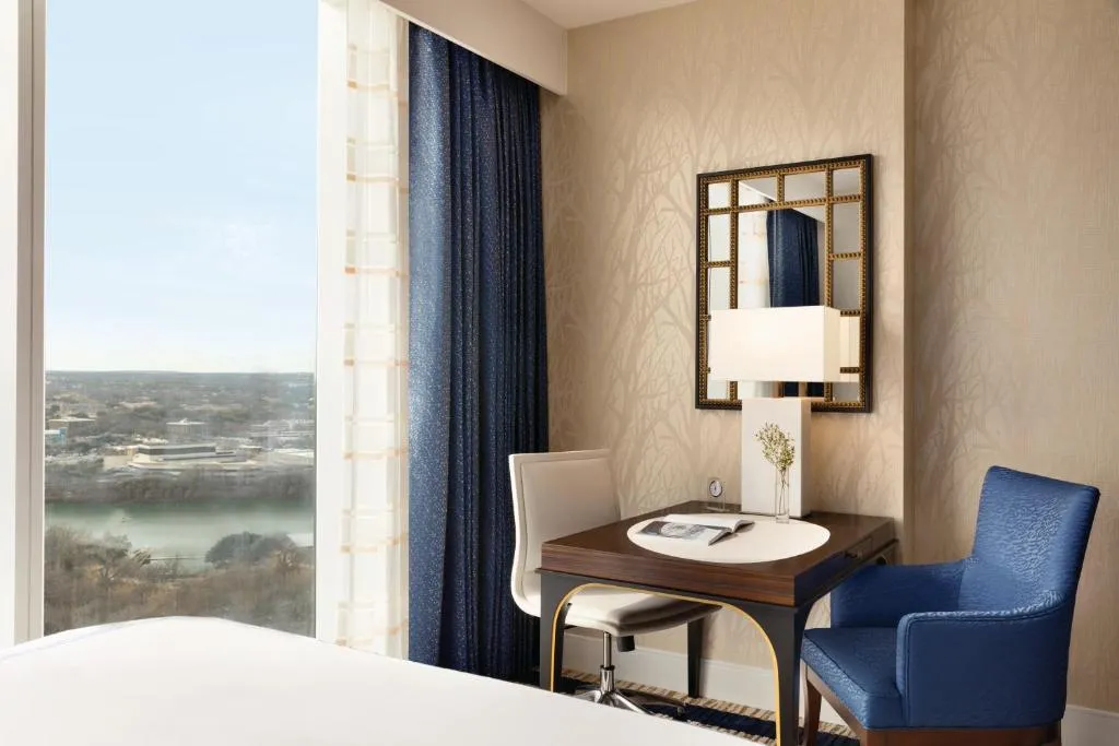 Fairmont King Room - Hearing Accessible